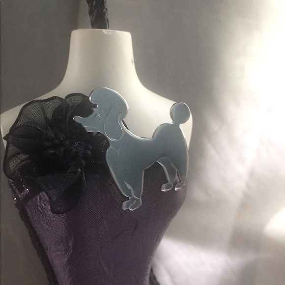Vintage Silver Tone ‘Proud Poodle’ Pin - Picture 2 of 4